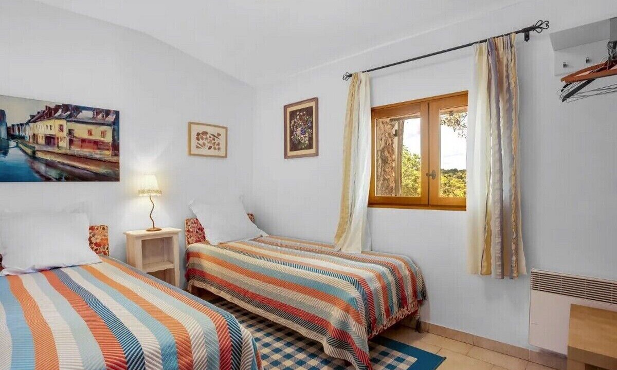 Photo of Bedroom in Taradeau