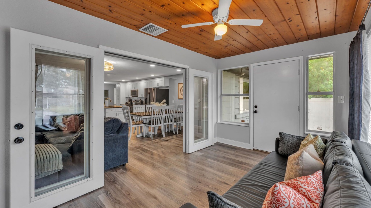 Photo of Livingroom in Winter Haven
