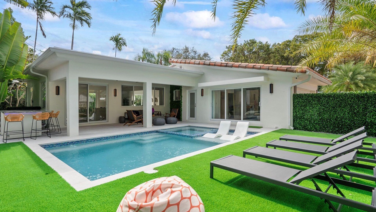 Photo of Outdoor in Northeast Coconut Grove