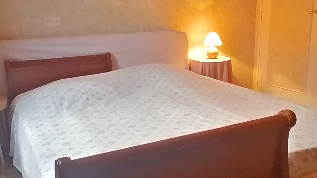 Photo of Bedroom in Montmeyan