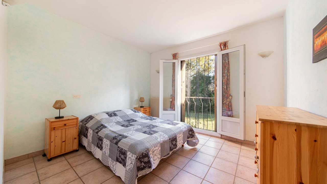 Photo of Bedroom in Montmeyan