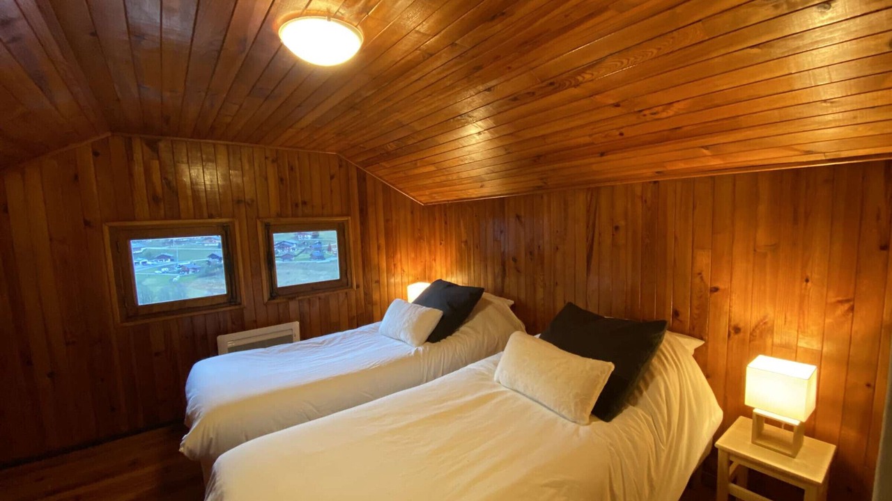 Photo of Bedroom in Areches