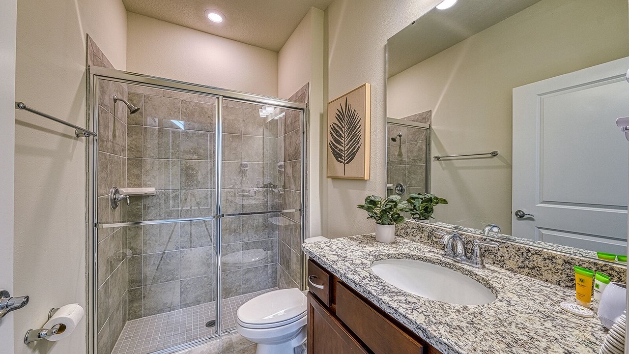 Photo of Bathroom in Davenport