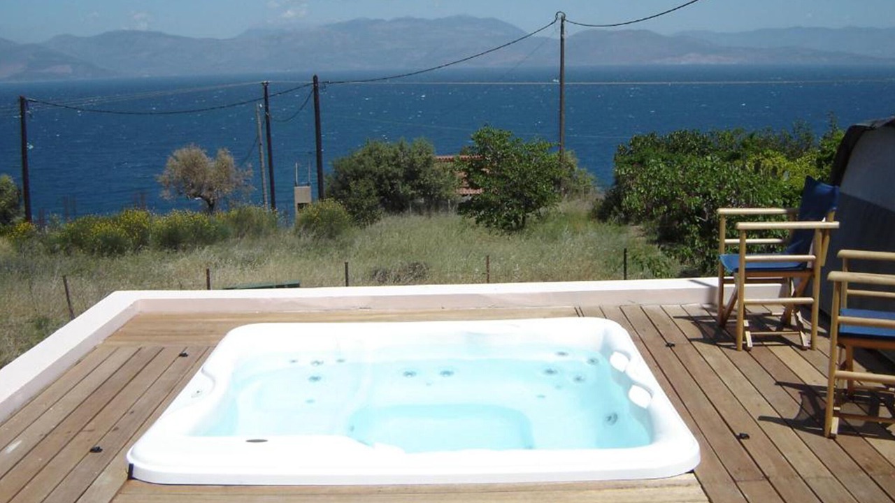 Photo of Patio Balcony in Aigialeia