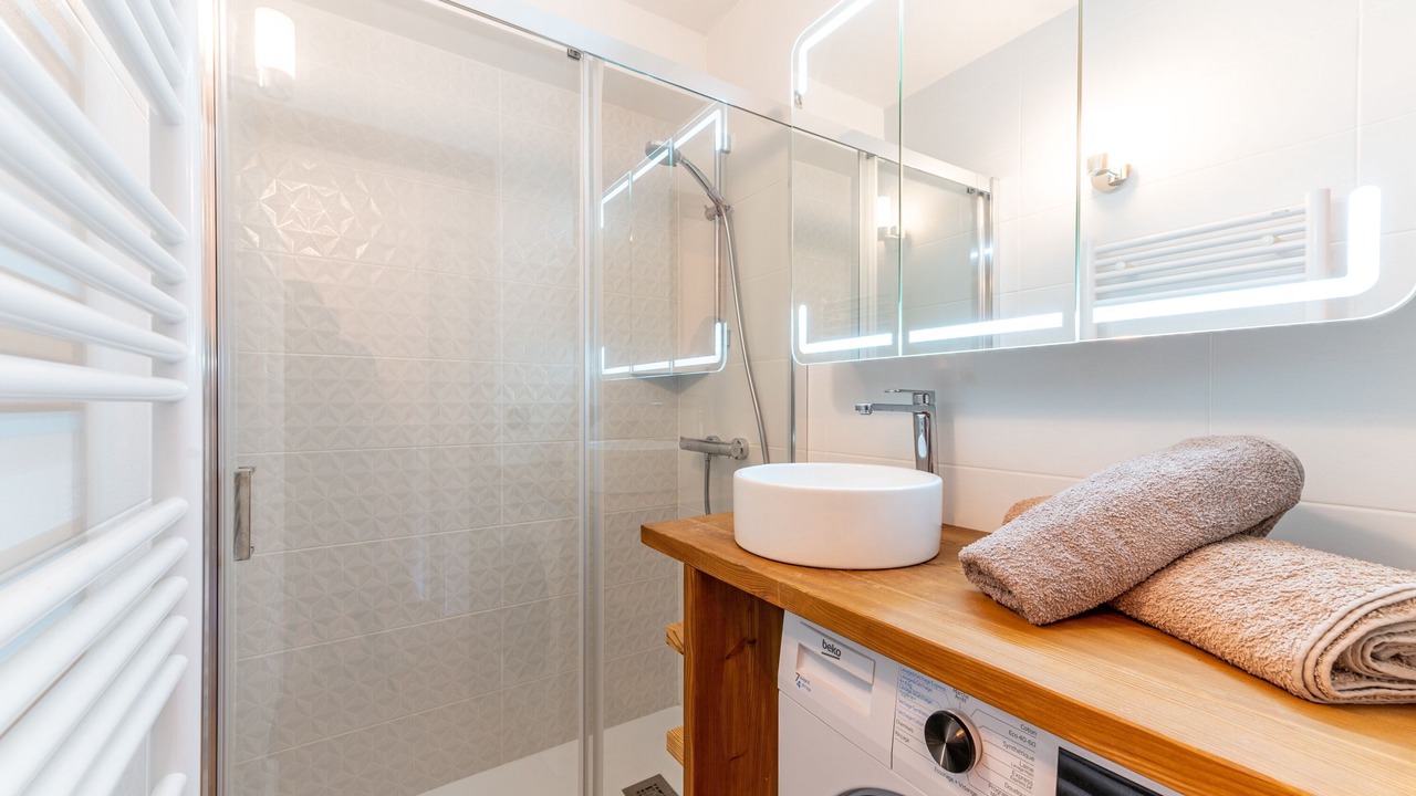 Photo of Bathroom in Cordon