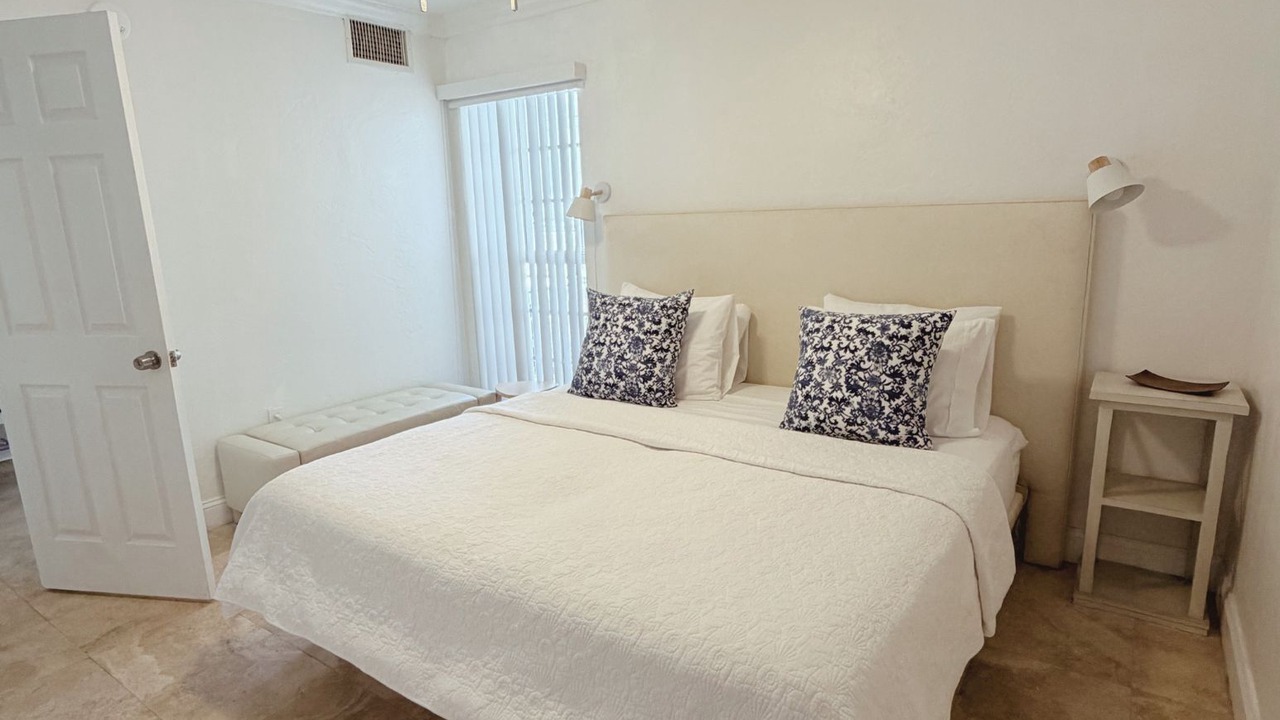 Photo of Bedroom in Key Biscayne