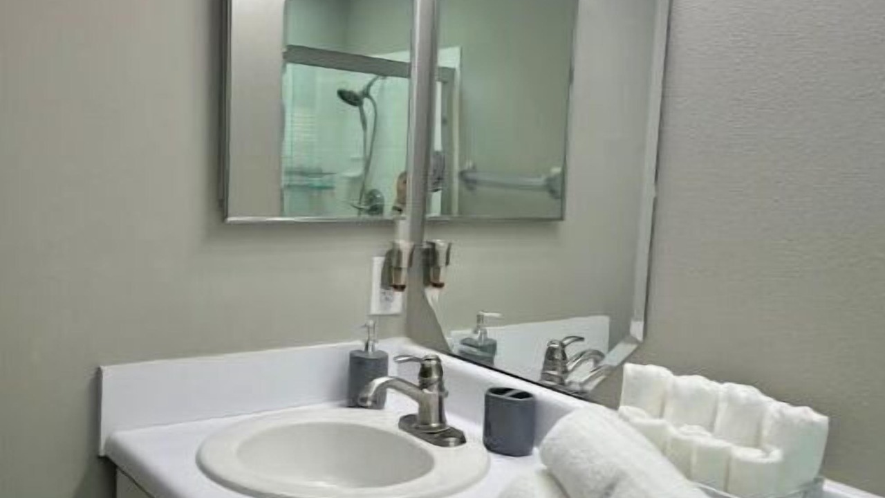 Photo of Bathroom in Sun 'N Lake
