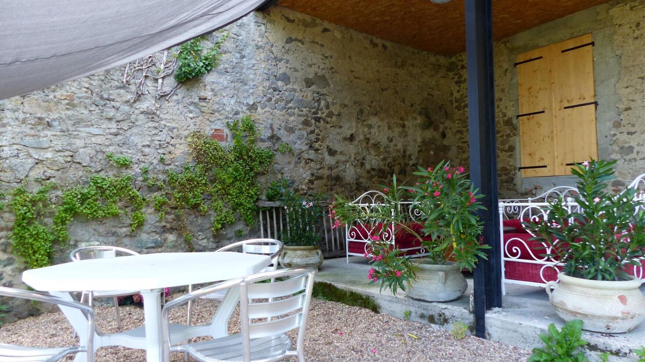 Photo of Outdoor in Chantelle