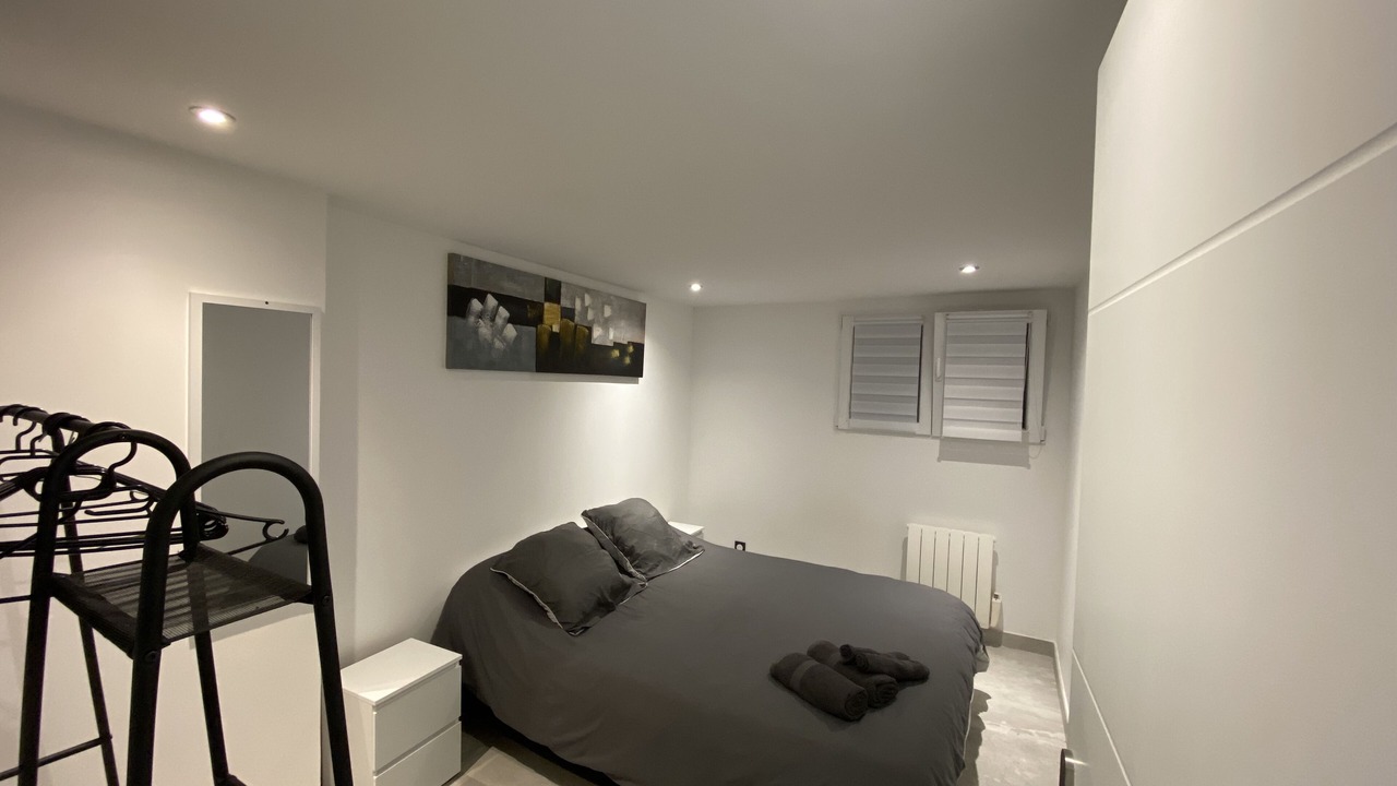 Photo of Bedroom in Feyzin