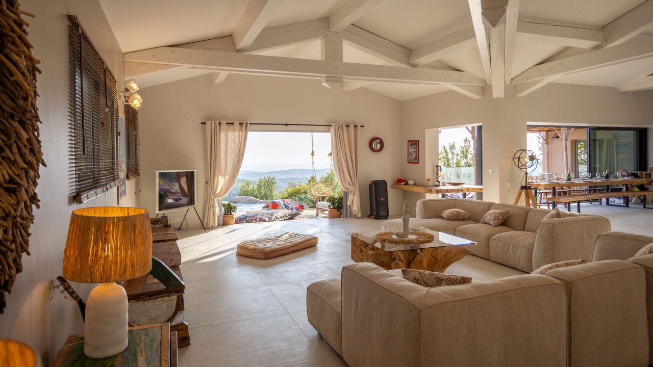 Photo of Livingroom in Ollioules