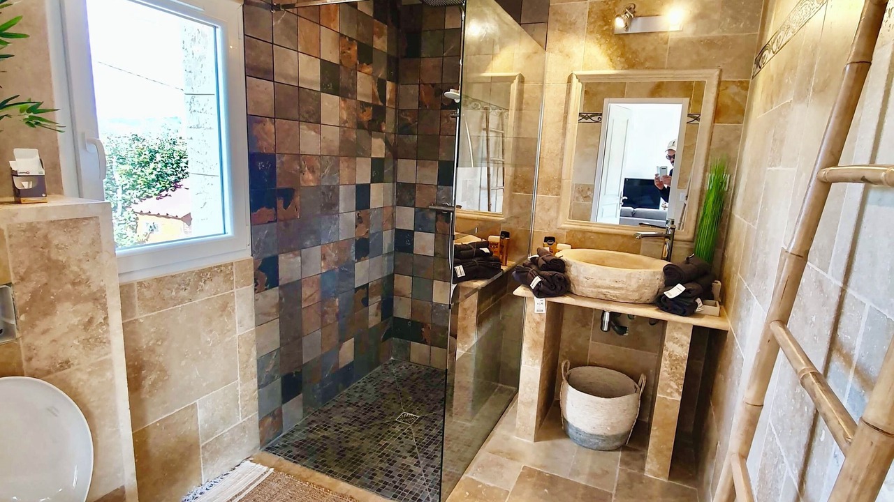 Photo of Bathroom in Tavernes