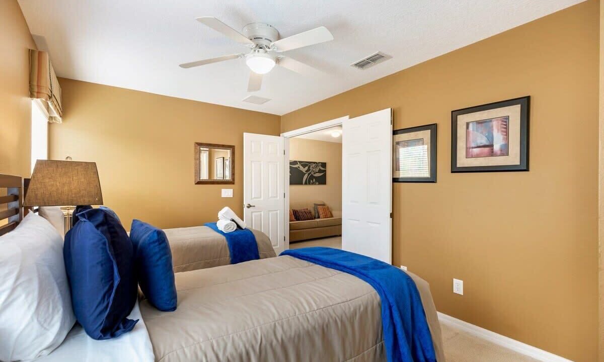 Photo of Bedroom in Watersong