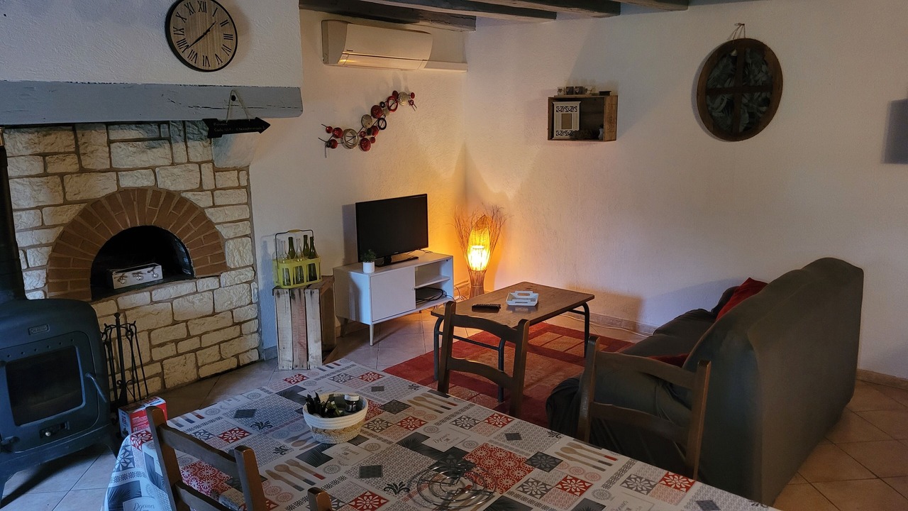 Photo of Livingroom in Saint-Pierre-les-Etieux