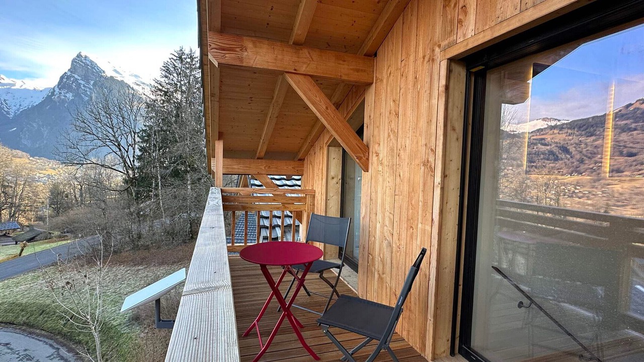Photo of Patio Balcony in Samoens