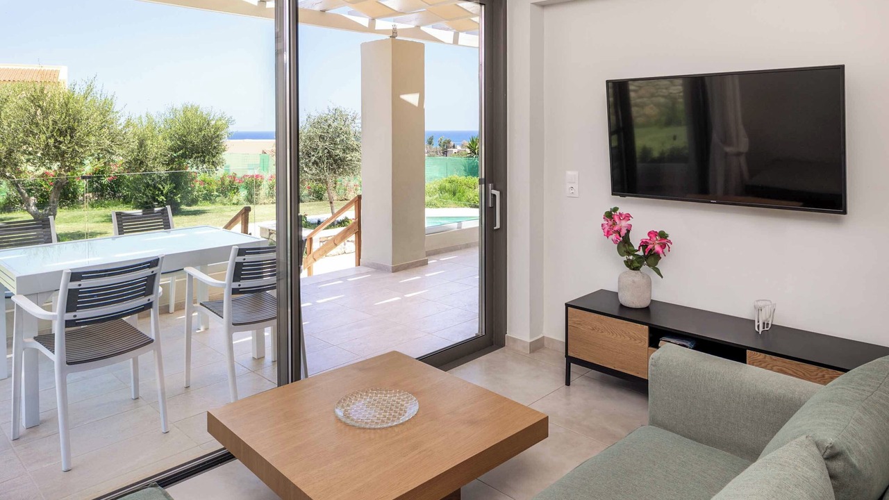 Photo of Livingroom in Adelianos Kampos