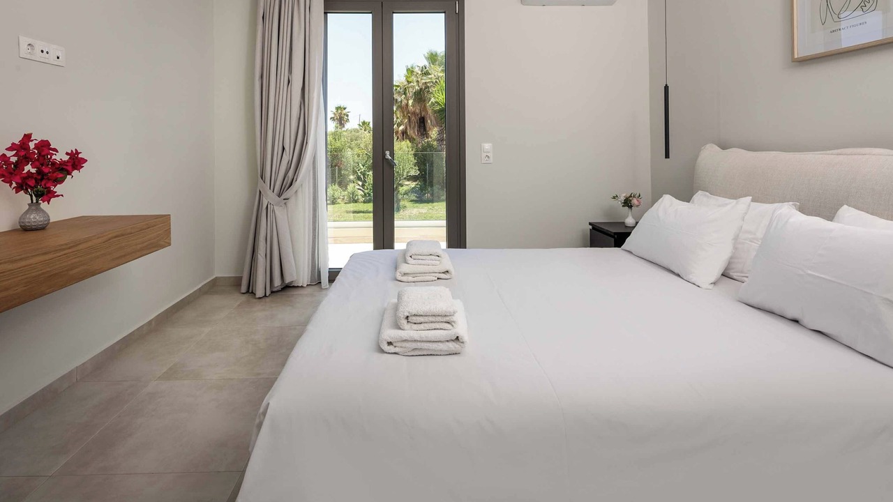 Photo of Bedroom in Adelianos Kampos