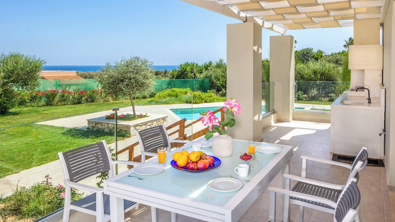 Photo of Outdoor in Adelianos Kampos