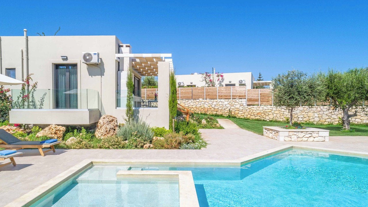 Photo of Outdoor in Adelianos Kampos