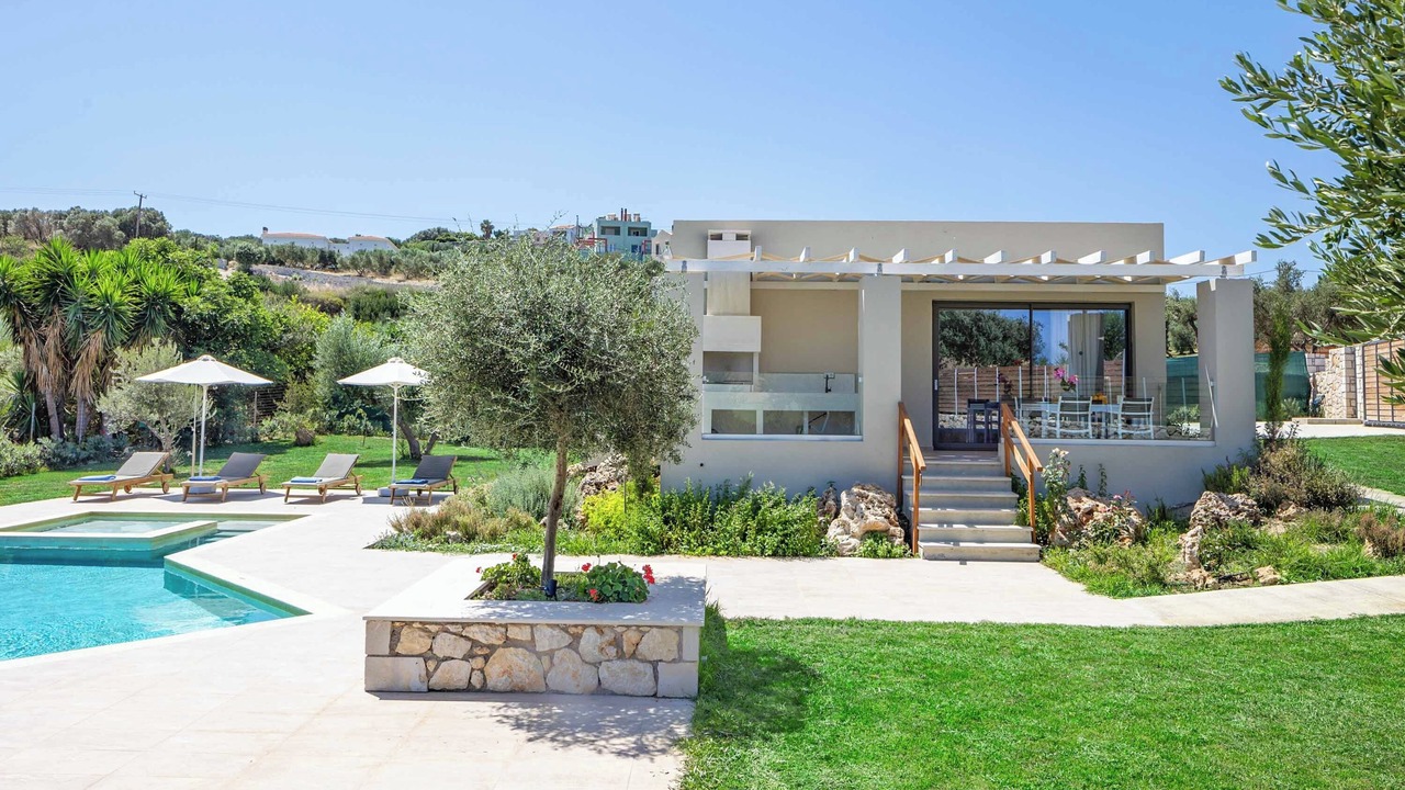 Photo of Outdoor in Adelianos Kampos