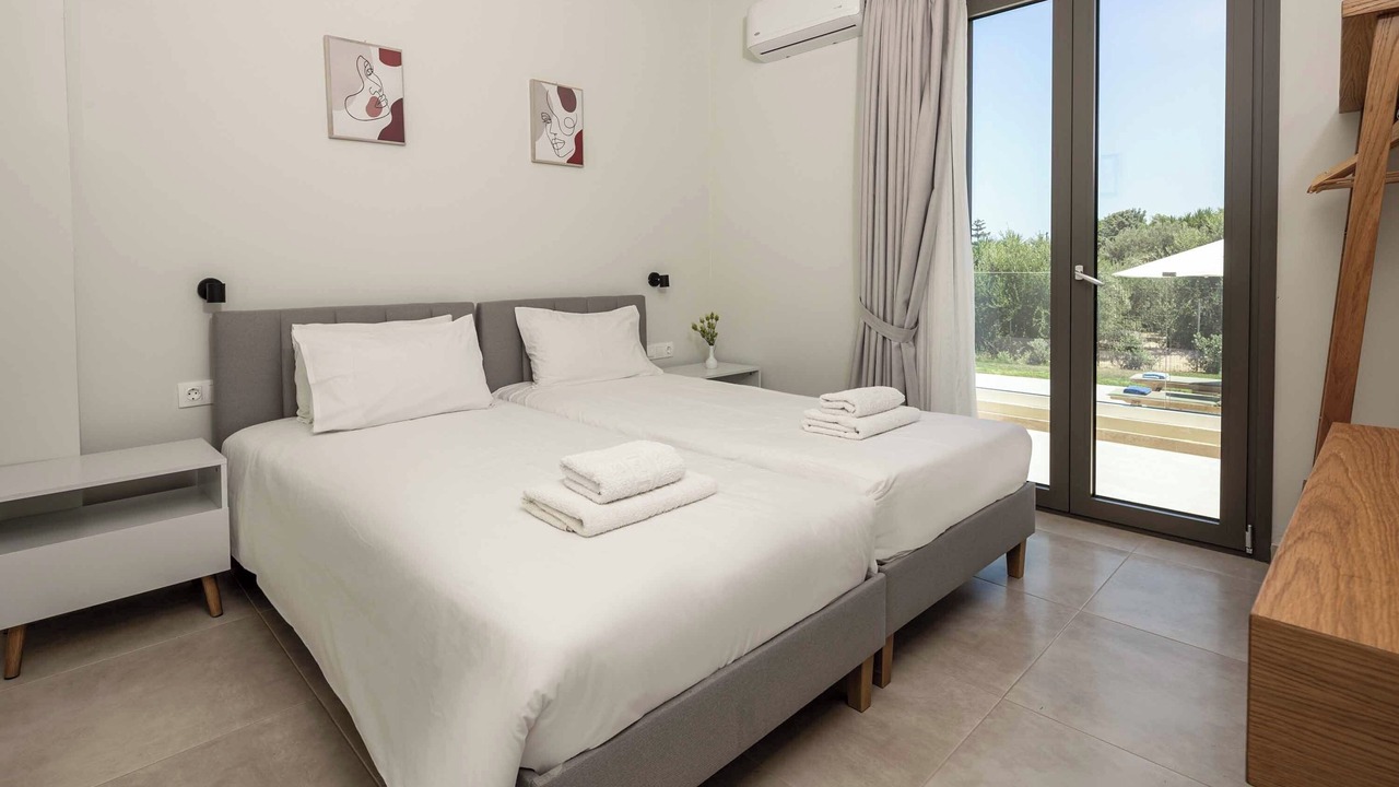 Photo of Bedroom in Adelianos Kampos