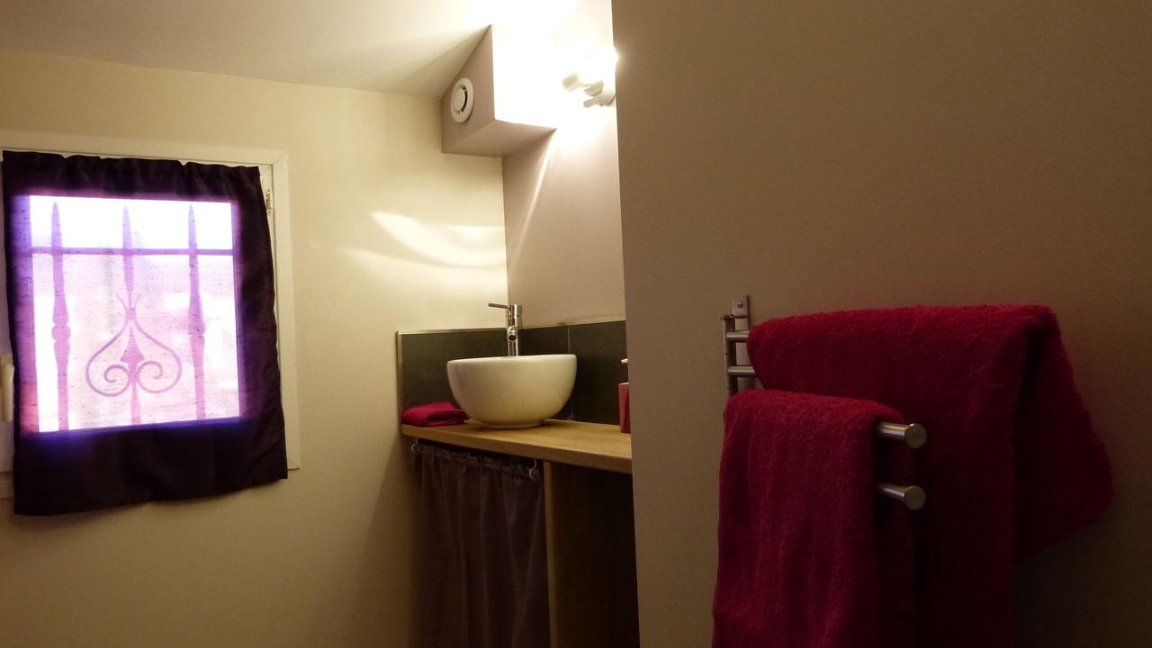 Photo of Bathroom in Auriol