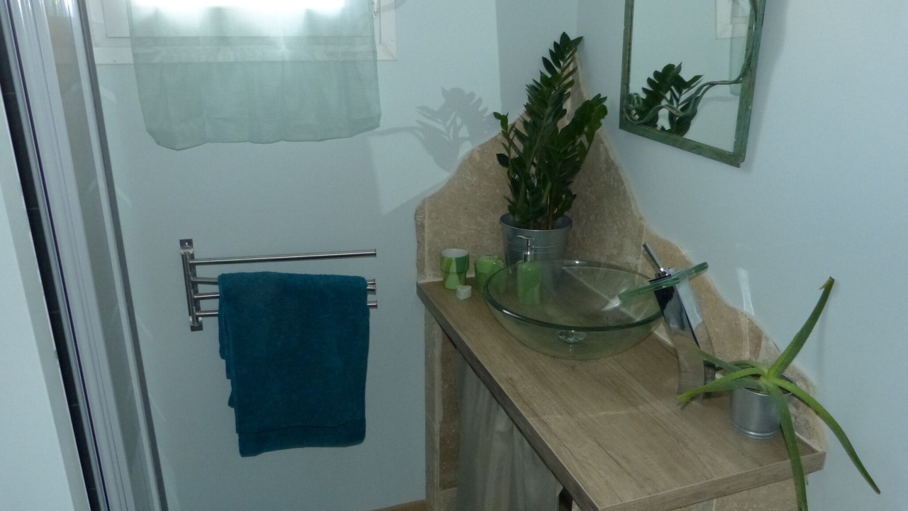 Photo of Bathroom in Auriol