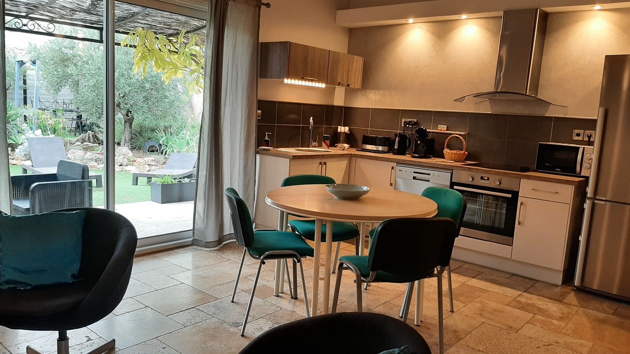 Photo of Kitchen in Auriol