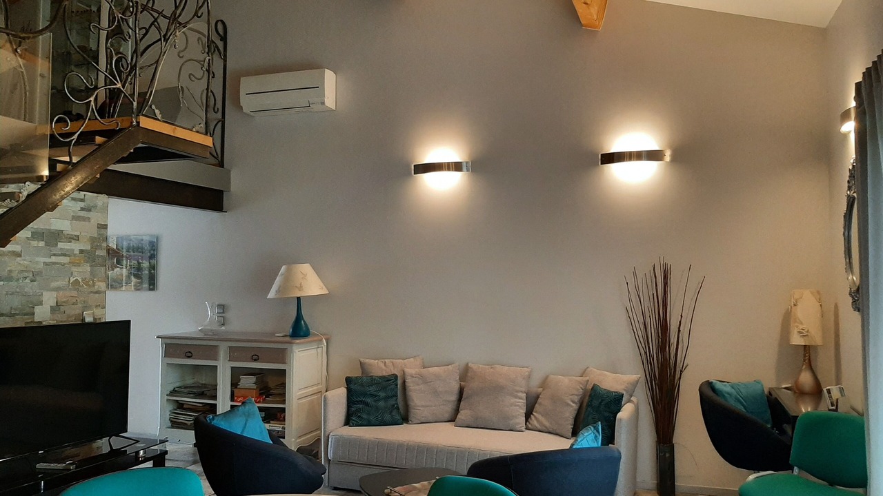 Photo of Livingroom in Auriol