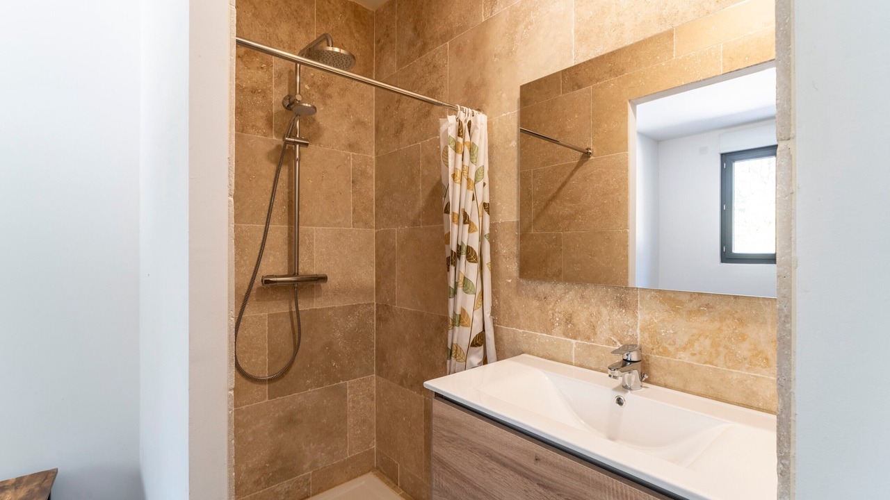 Photo of Bathroom in Mondragon