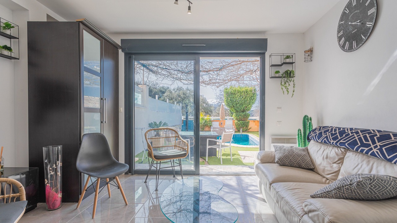 Photo of Livingroom in Cabasse