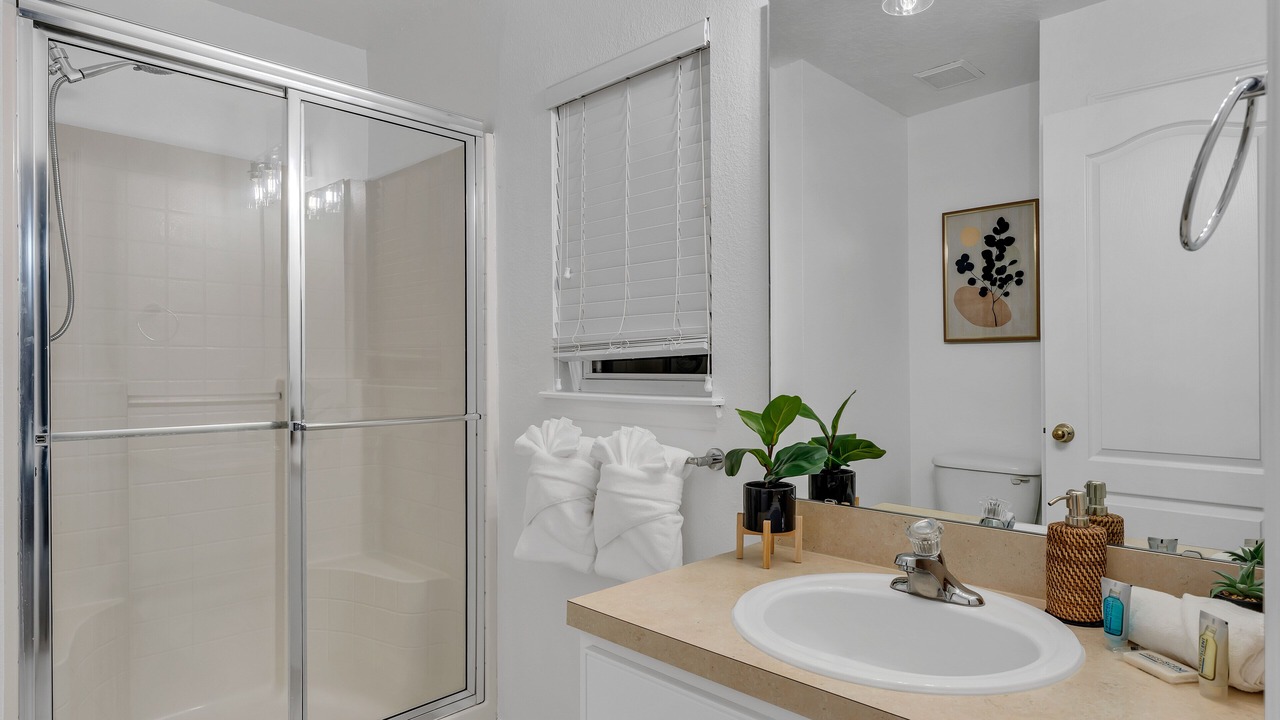 Photo of Bathroom in Sandy Ridge