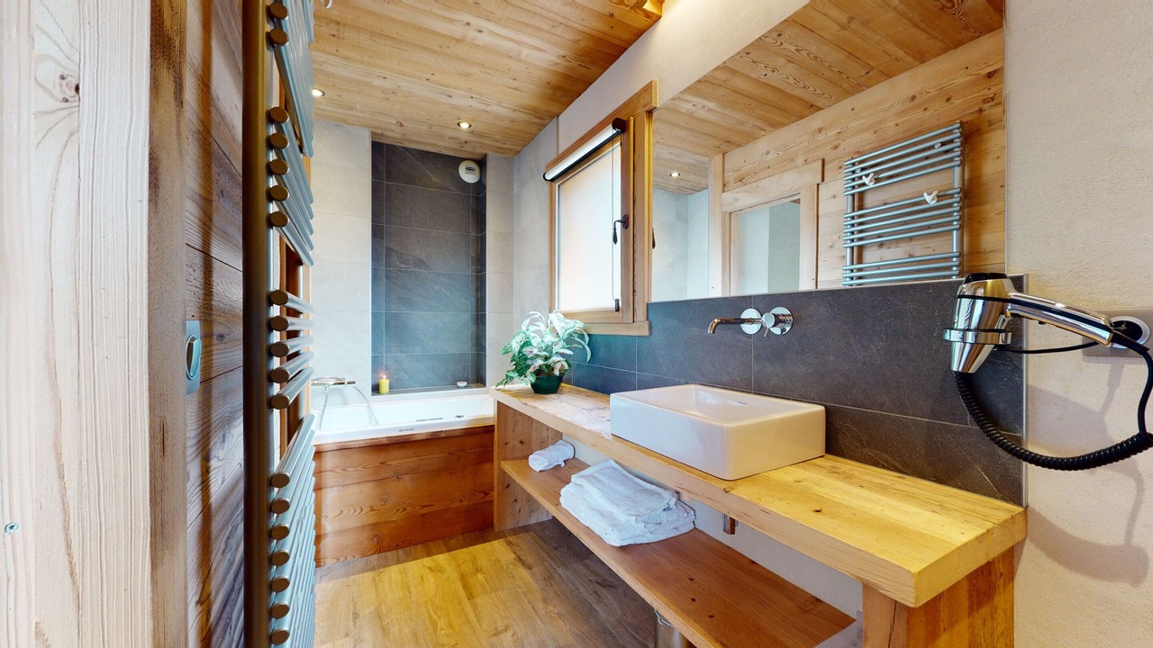 Photo of Bathroom in Le Chinaillon