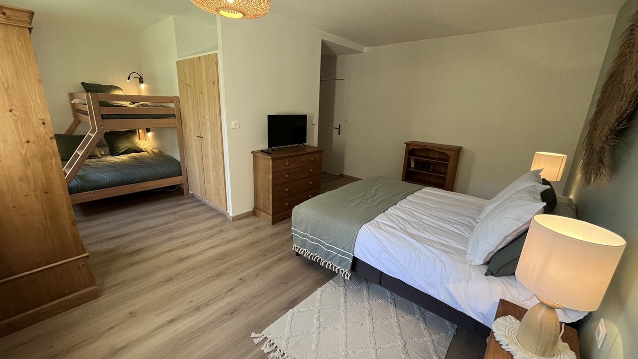 Photo of Bedroom in Les Vigneaux