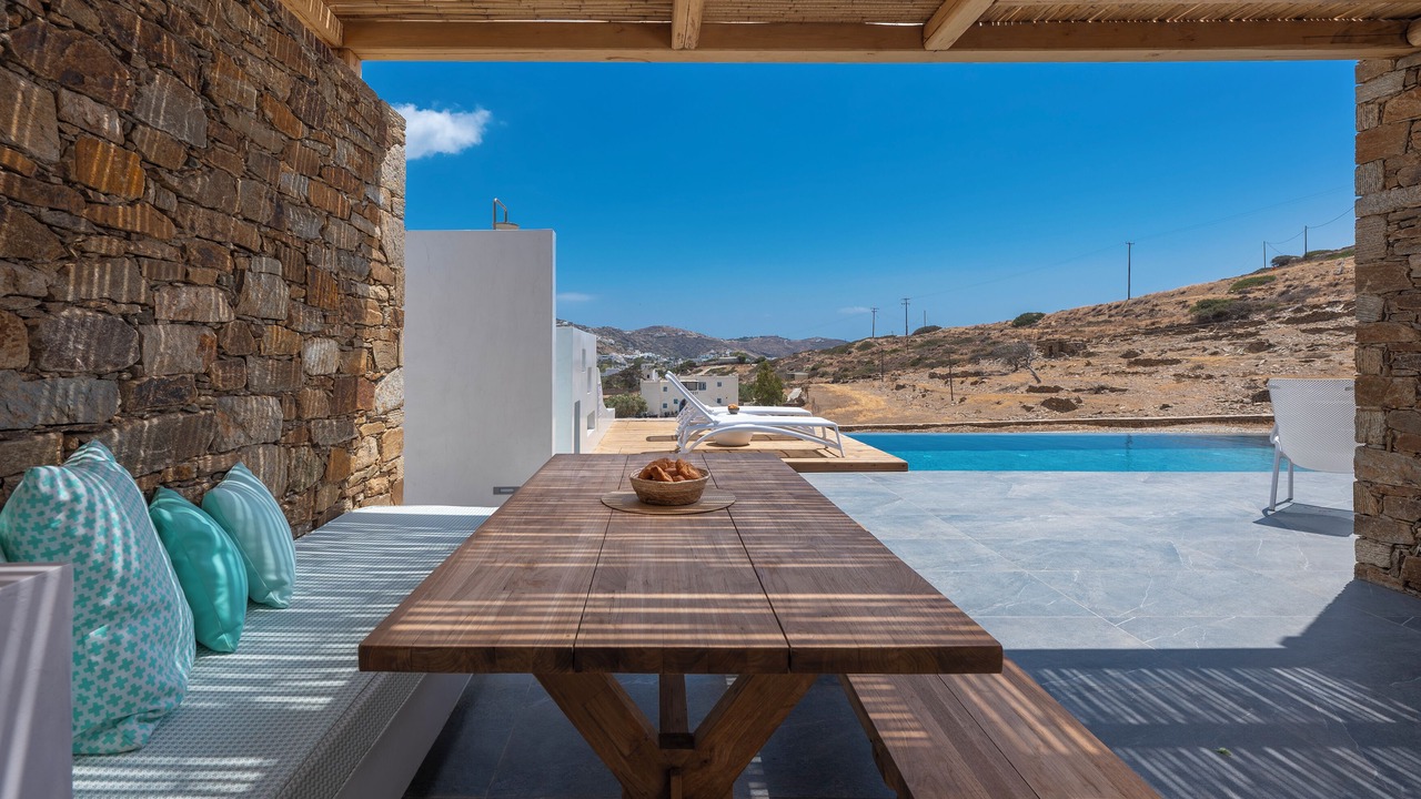 Photo of Patio Balcony in Ios Town