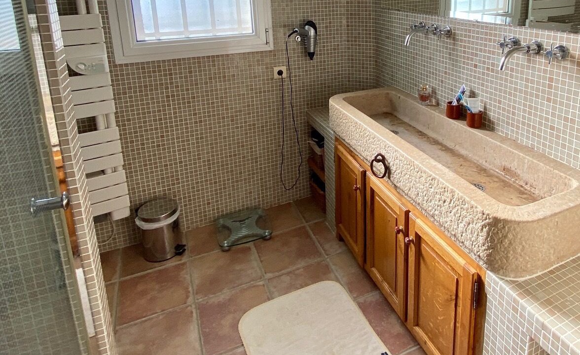 Photo of Bathroom in Regusse