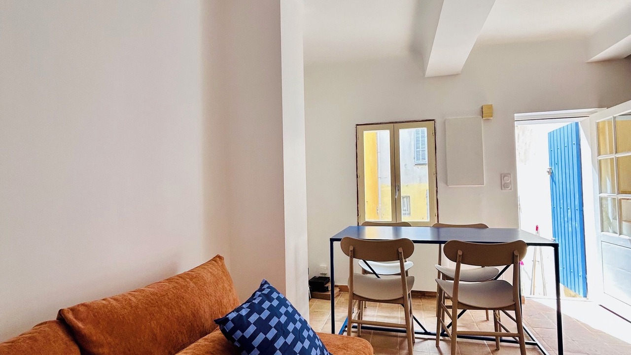 Photo of Livingroom in Aix-en-Provence Historic Centre