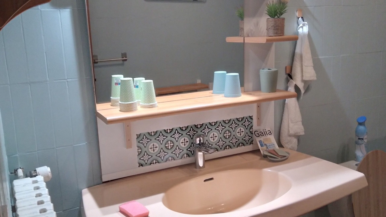 Photo of Bathroom in Lesperon