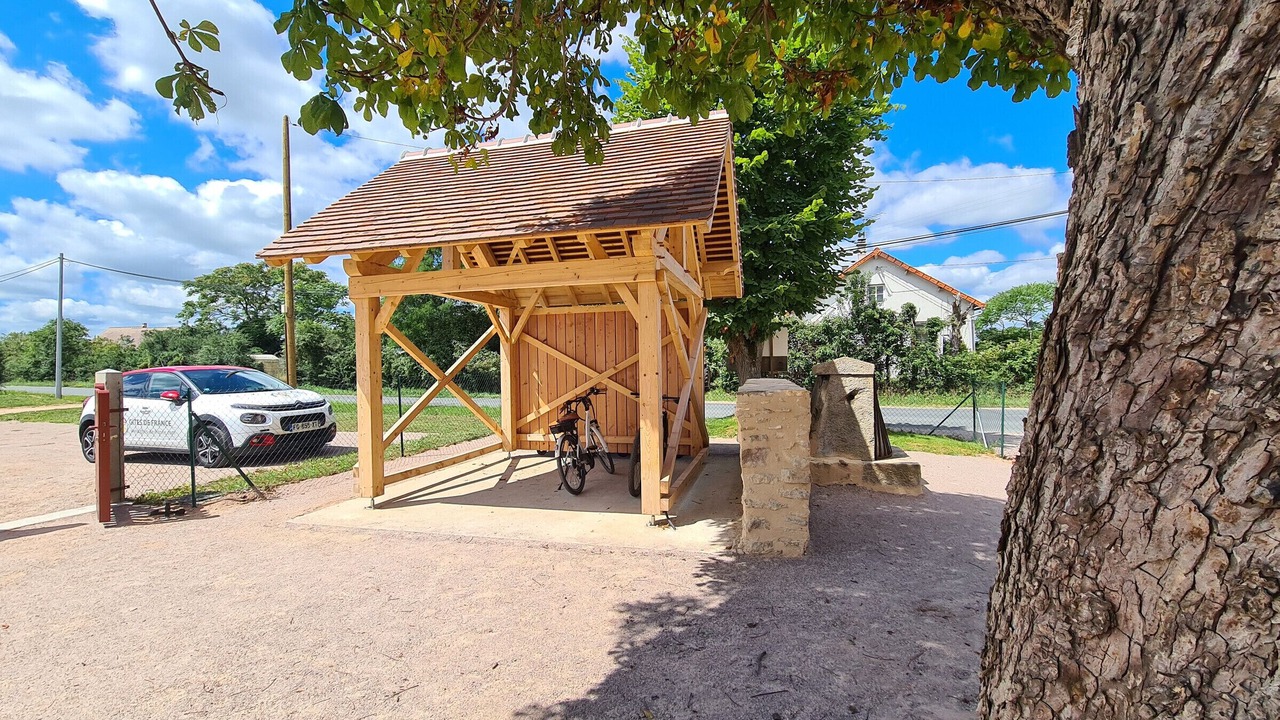 Photo of Outdoor in Le Magny