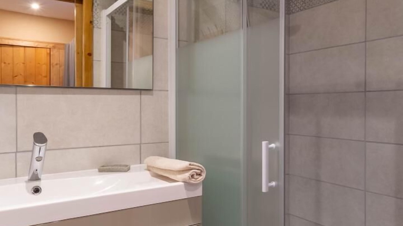 Photo of Bathroom in Saint-Michel-de-Maurienne