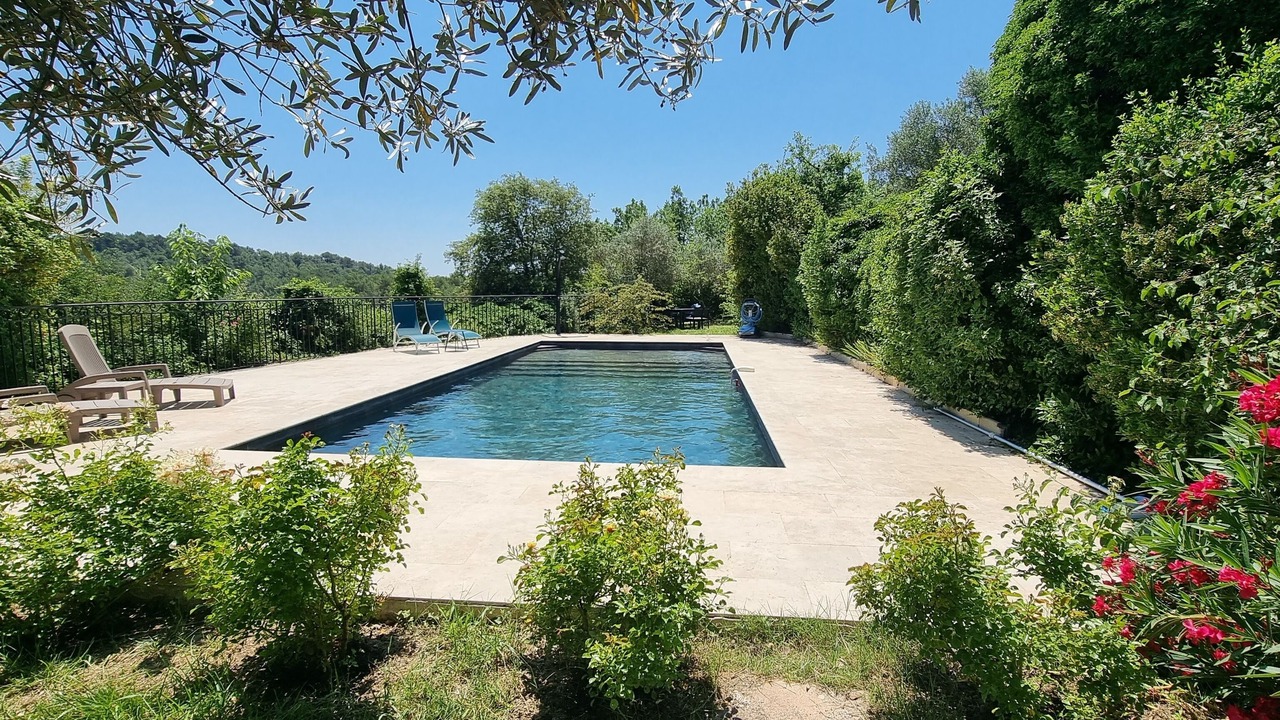 Photo of Outdoor in Varages