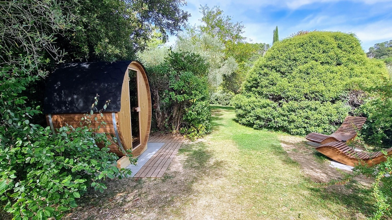 Photo of Outdoor in Varages