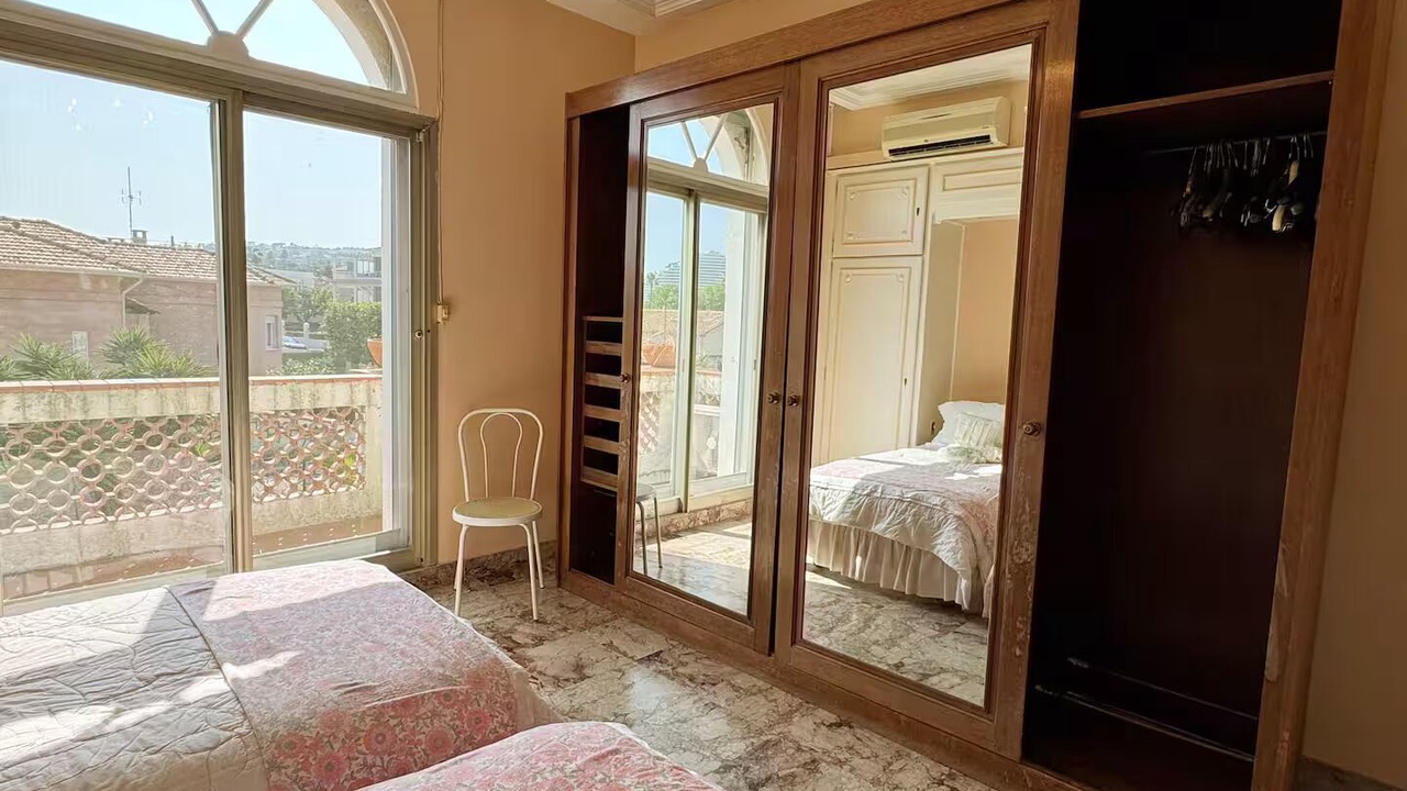 Photo of Bedroom in Villeneuve-Loubet