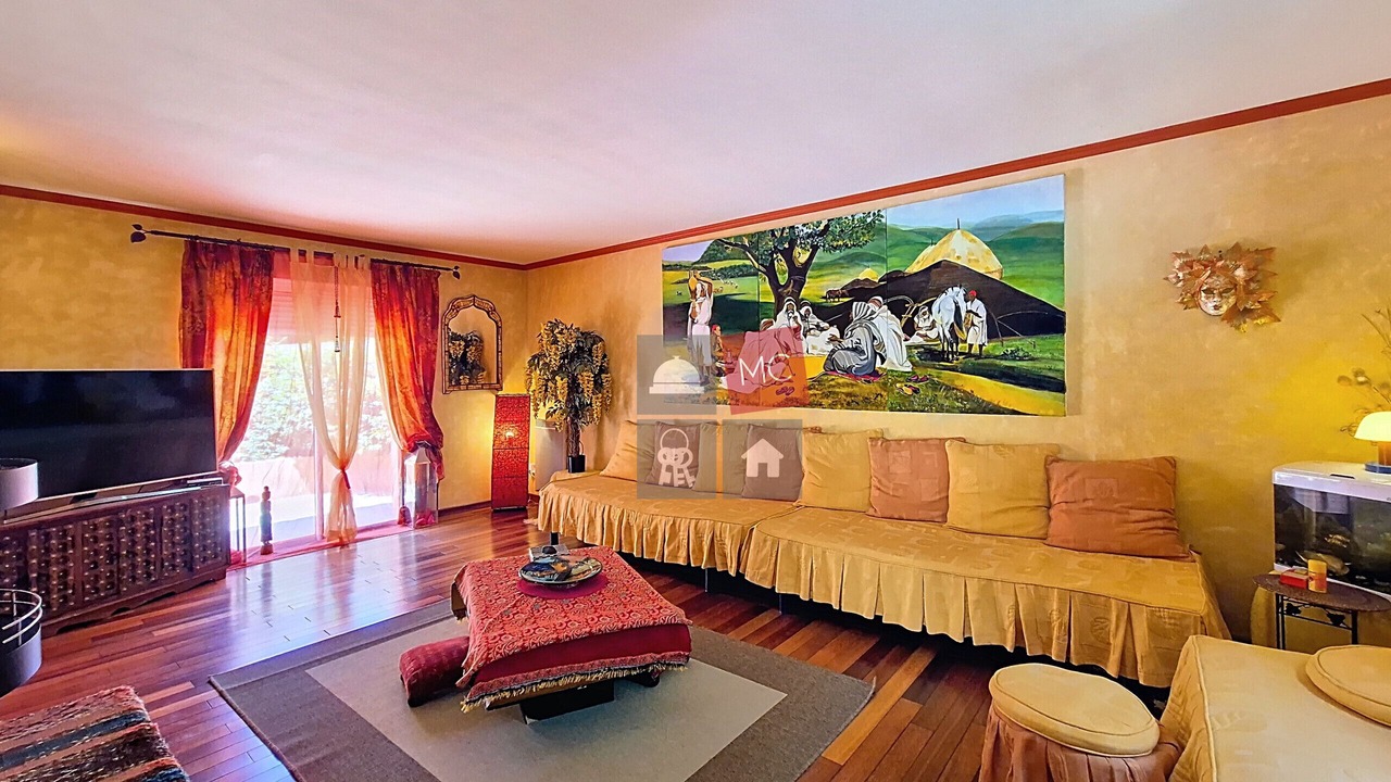 Photo of Livingroom in Preconil