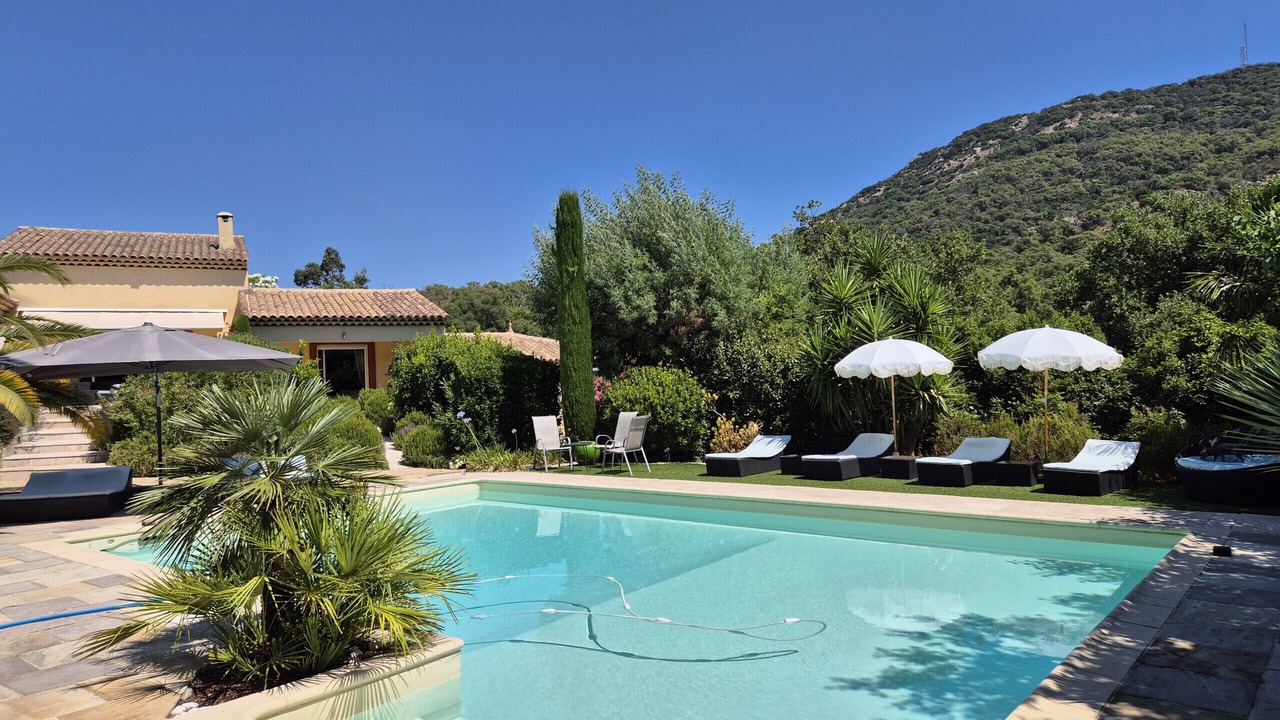 Photo of Outdoor in Preconil
