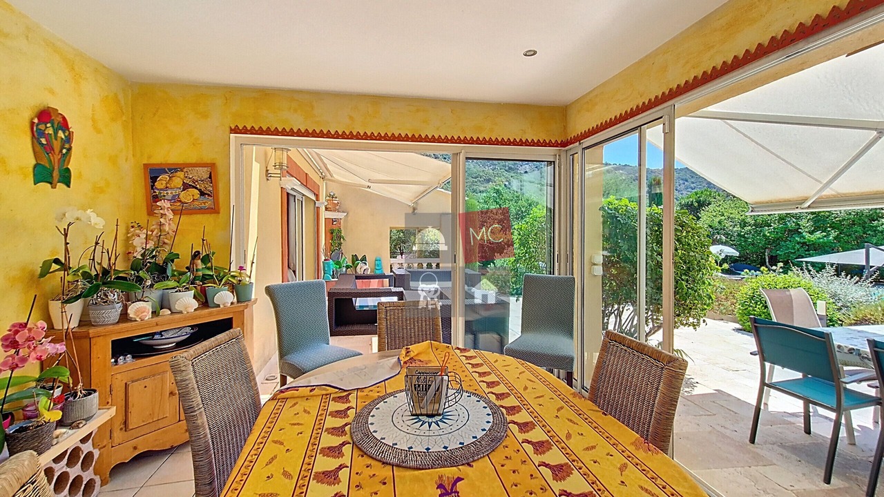 Photo of Outdoor in Preconil