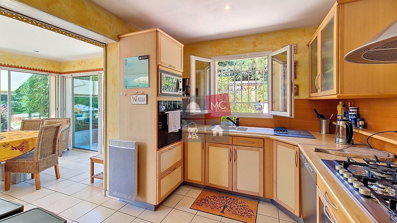 Photo of Kitchen in Preconil