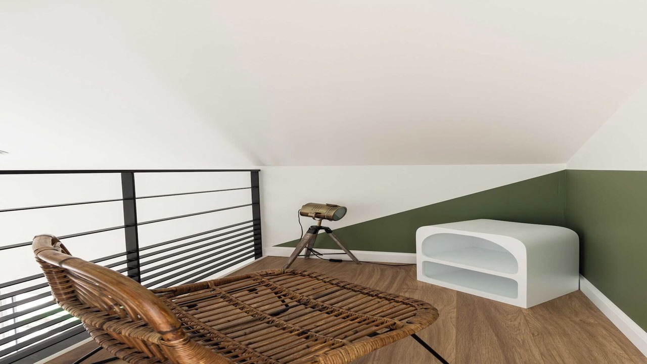 Photo of Livingroom in Leon Blum - Bon Coin