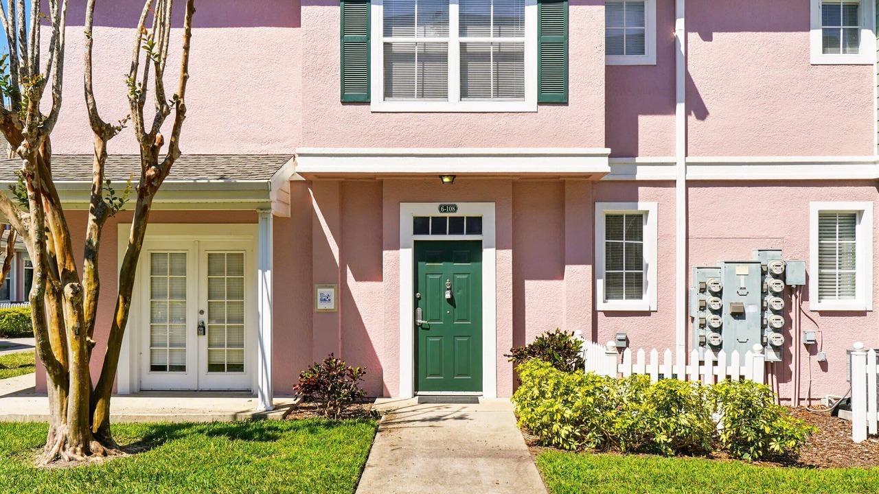 Photo of Outdoor in Venetian Bay Villages