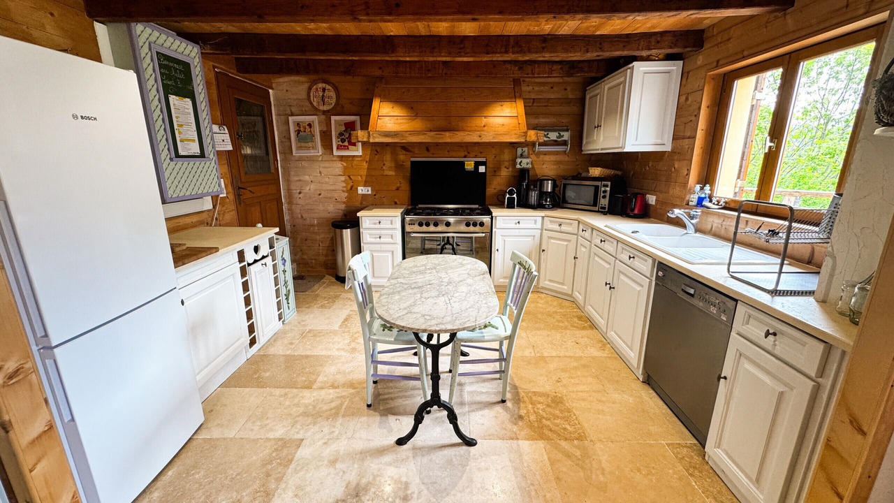 Photo of Kitchen in Saint-Jean-dʼAulps