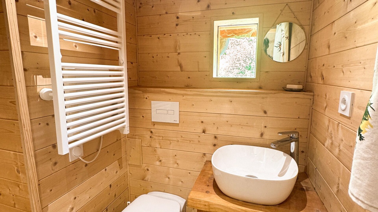 Photo of Bathroom in Saint-Jean-dʼAulps